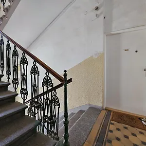 design-apartment-in-the-heart-of-karlovy-vary.karlovyvary-hotels.com/