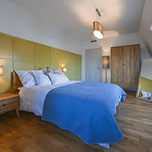 Opustena Apartmán