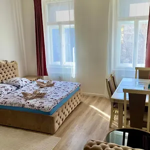 Queen Apartmán